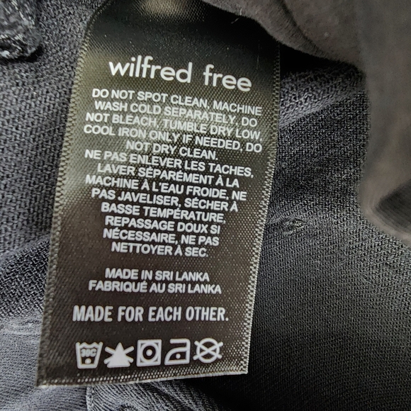 Aritzia Wilfred Free Modern Cargo High Waist Barrel Leg Pant Black Size 12 - Picture 7 of 13